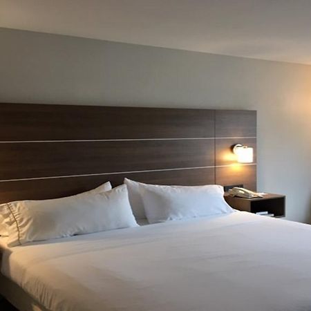 Holiday Inn Express North Tyler Extérieur photo