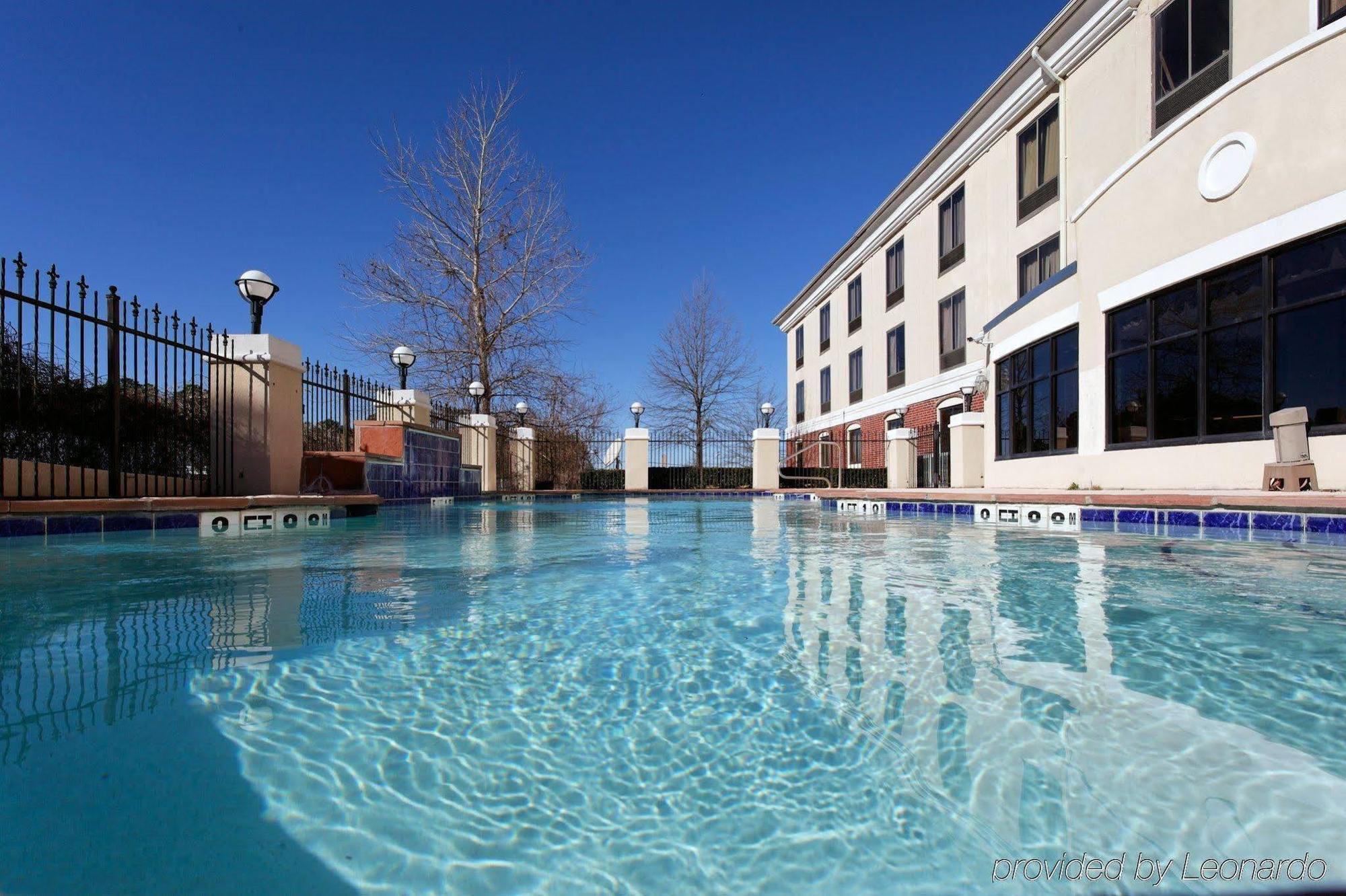 Holiday Inn Express North Tyler Extérieur photo