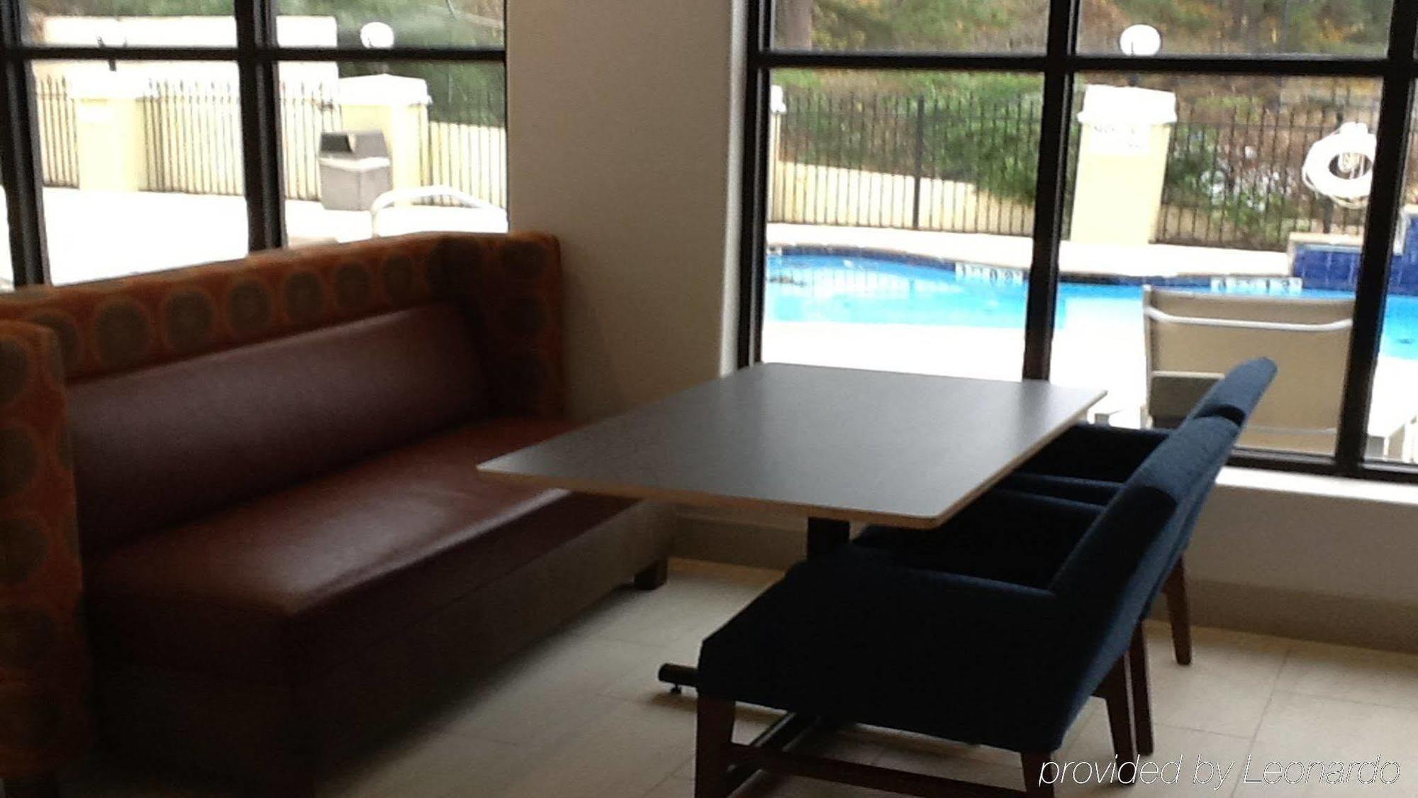 Holiday Inn Express North Tyler Extérieur photo