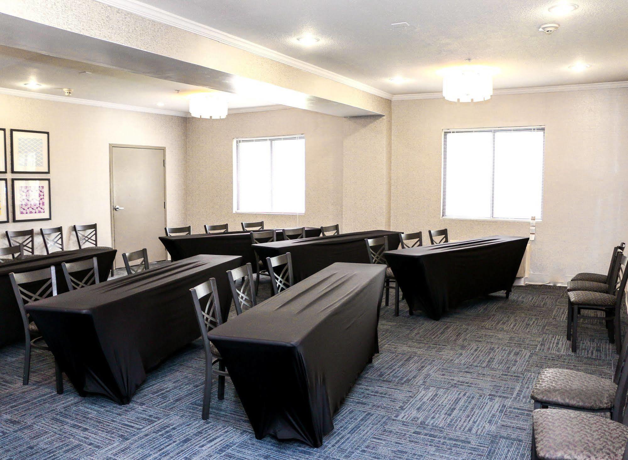 Holiday Inn Express North Tyler Extérieur photo